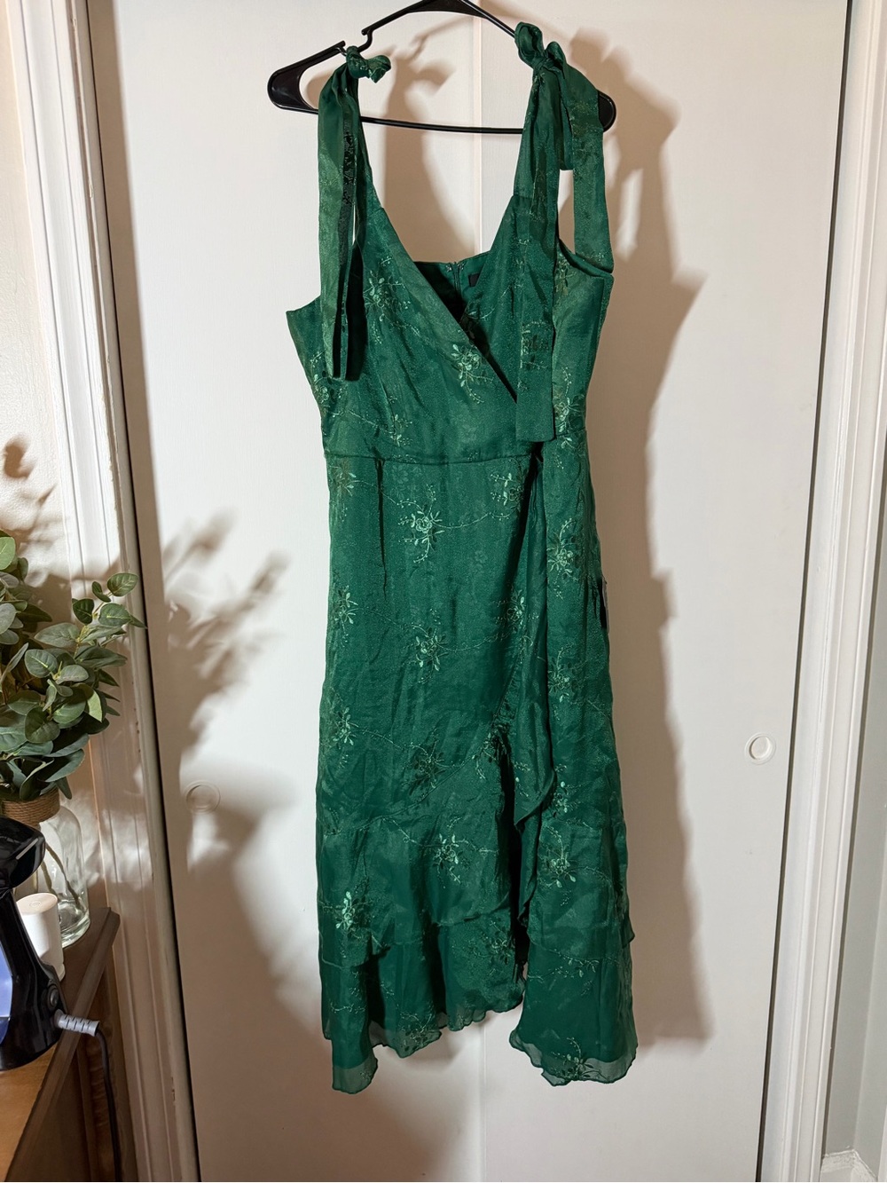 Lulu's Emerald Green Floral Tie-Shoulder Midi Dress